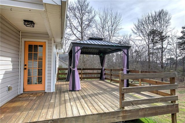 21 Oak Grove Ln NW, Adairsville, GA 30103