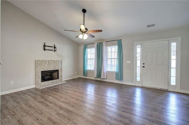 21 Oak Grove Ln NW, Adairsville, GA 30103