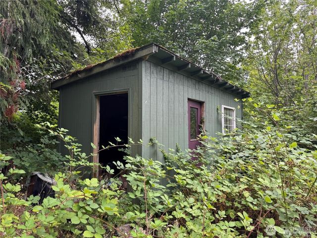 0 Park Place, Castle Rock, WA 98611