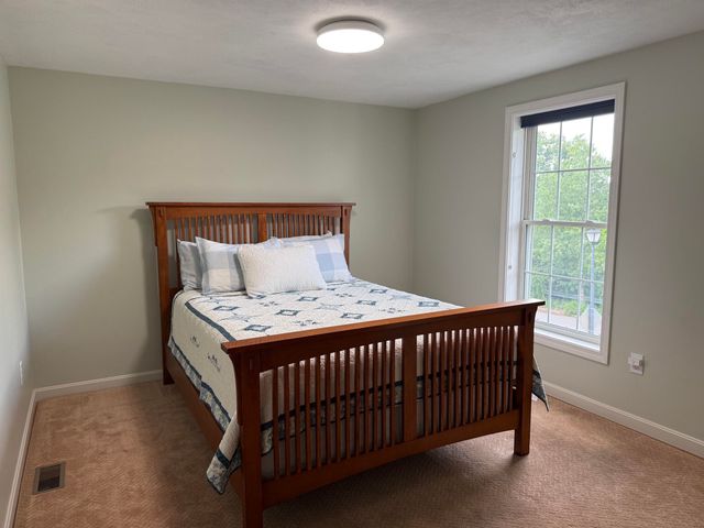 120 Whittington Street, Manchester, NH 03104