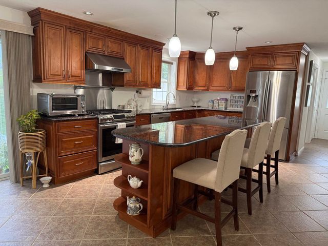 120 Whittington Street, Manchester, NH 03104