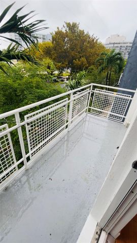 960 Bay Dr 910, Miami Beach, FL 33141