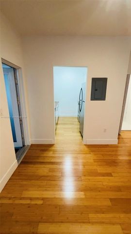 960 Bay Dr 910, Miami Beach, FL 33141