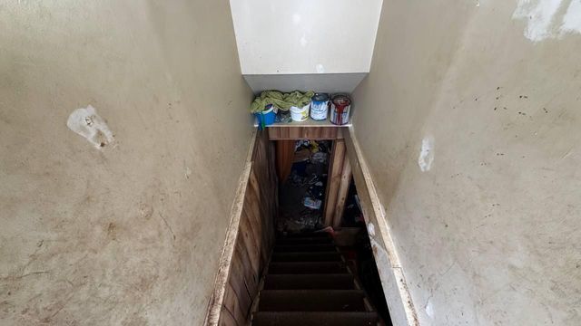 123 Laurel Street, La Porte, IN 46350