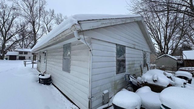 123 Laurel Street, La Porte, IN 46350