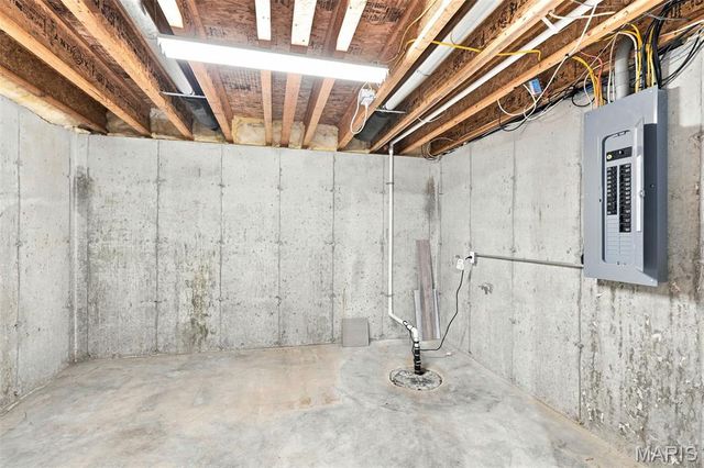 507 Cobblestone Court, Farmington, MO 63640