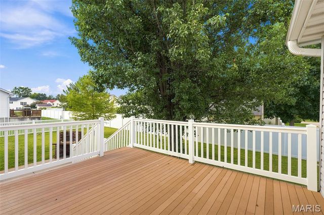 507 Cobblestone Court, Farmington, MO 63640