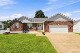 507 Cobblestone Court, Farmington, MO 63640