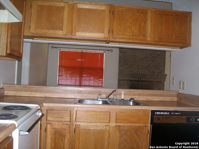 3222 Bear Springs, San Antonio, TX 78245