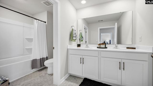 9 Hobb Stone Lane, Blythewood, SC 29016