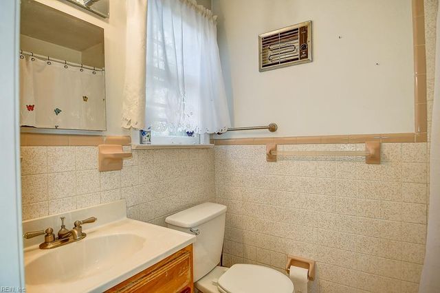 7816 Caribou AVE, Norfolk, VA 23518