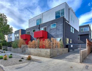 2925 S Cloverdale, Los Angeles, CA 90016