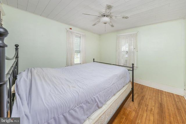 1431 LAFAYETTE AVE, West Deptford, NJ 08096