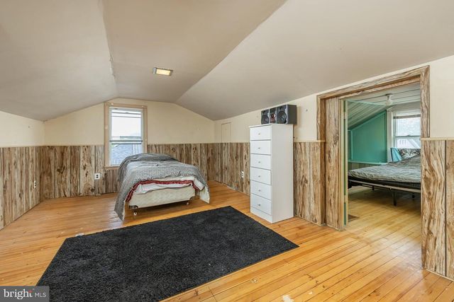 1431 LAFAYETTE AVE, West Deptford, NJ 08096