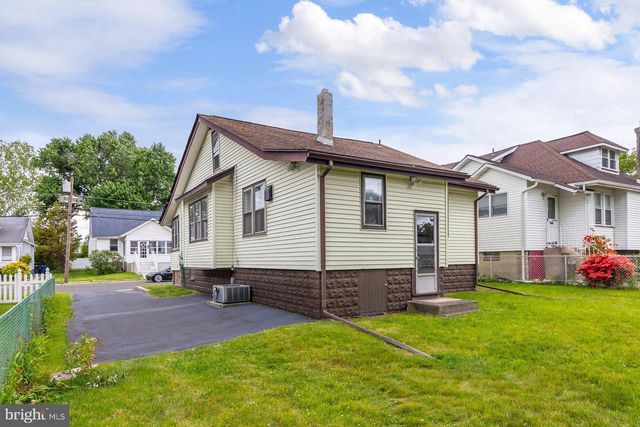 1431 LAFAYETTE AVE, West Deptford, NJ 08096