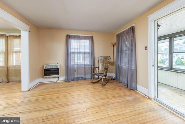 1431 LAFAYETTE AVE, West Deptford, NJ 08096