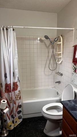 105 Willow Drive, Eureka, MO 63025