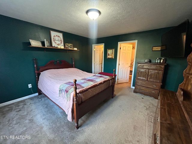 1013 Highway 61, Blaine, TN 37709