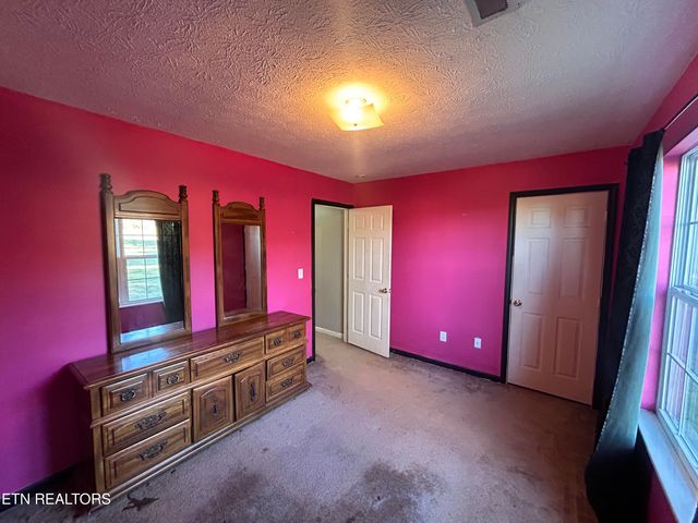 1013 Highway 61, Blaine, TN 37709