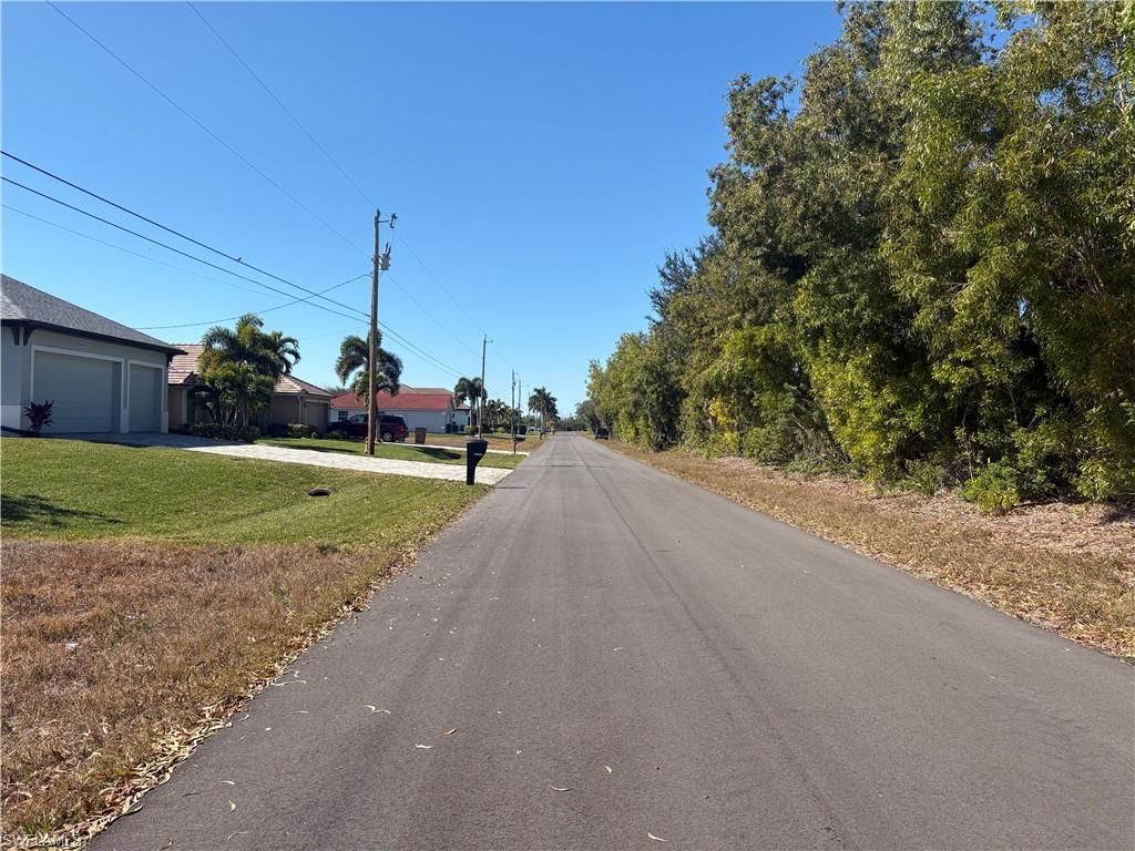 2818 Miracle PKWY, CAPE CORAL, FL 33914 — photo 3