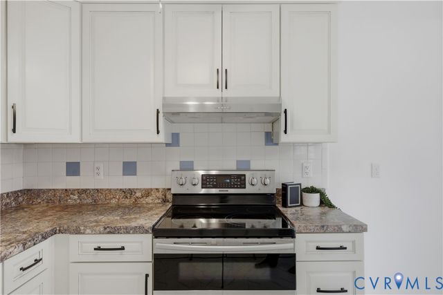 5117 Bending Branch Dr, Henrico, VA 23223