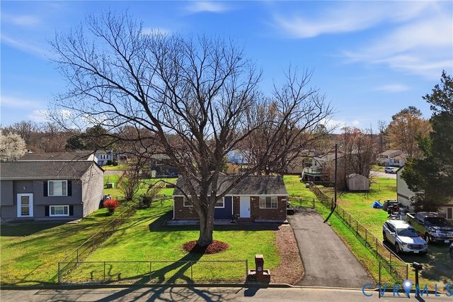 5117 Bending Branch Dr, Henrico, VA 23223