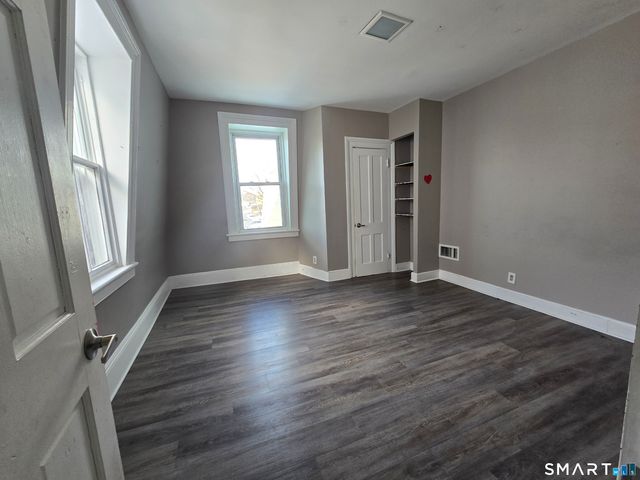 106 Hanover Street, Bridgeport, CT 06604