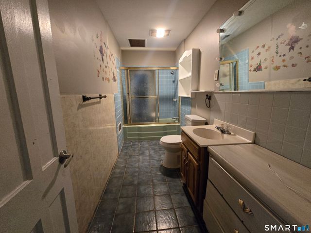 106 Hanover Street, Bridgeport, CT 06604