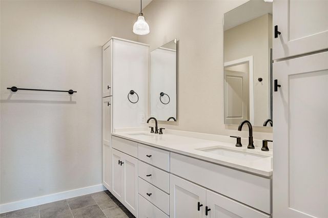 3809 Valley View RD 13, Austin, TX 78704
