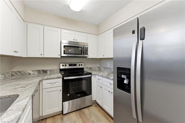 3308 Woodbaugh DR, Chesapeake, VA 23321