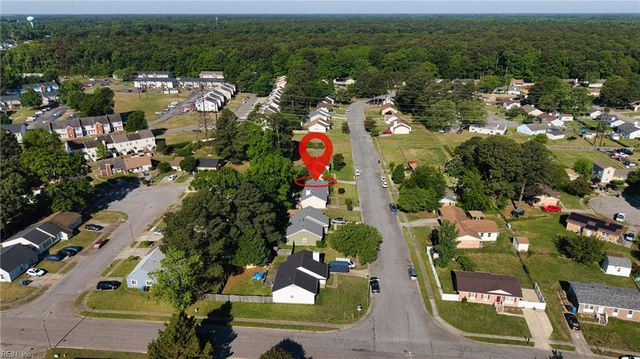 3308 Woodbaugh DR, Chesapeake, VA 23321