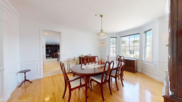 138 Amberville Rd, North Andover, MA 01845