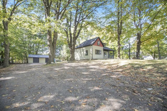 811 N Washington Avenue, Ludington, MI 49431