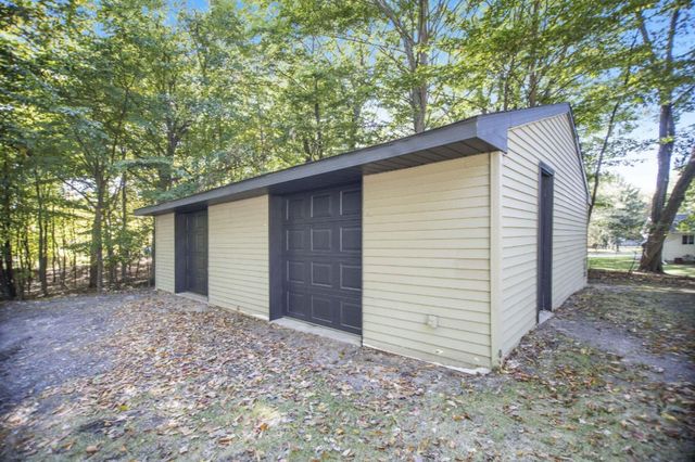 811 N Washington Avenue, Ludington, MI 49431