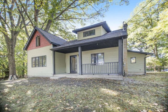811 N Washington Avenue, Ludington, MI 49431