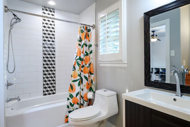 1439 Mapleton Drive, Dallas, TX 75228