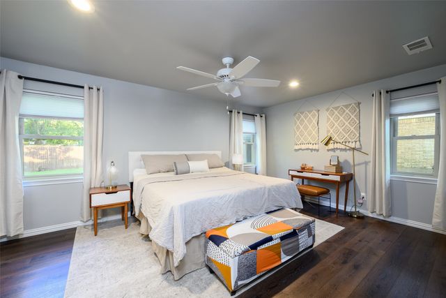 1439 Mapleton Drive, Dallas, TX 75228