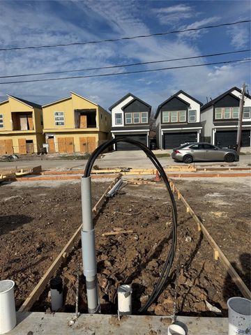 3510 Rebecca Street, Houston, TX 77021