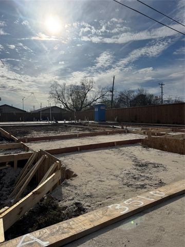 3510 Rebecca Street, Houston, TX 77021