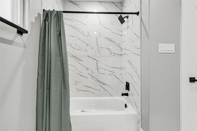 3510 Rebecca Street, Houston, TX 77021