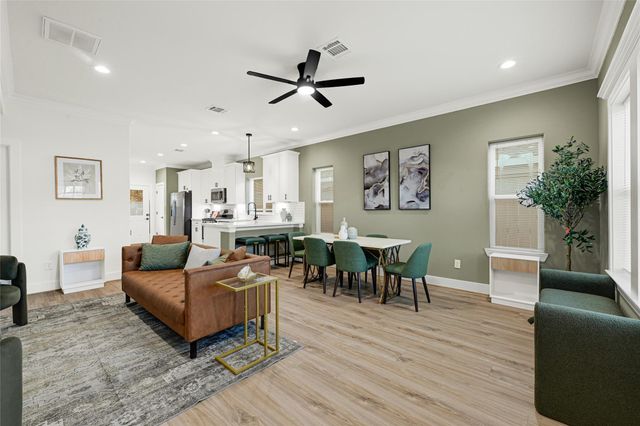 3510 Rebecca Street, Houston, TX 77021