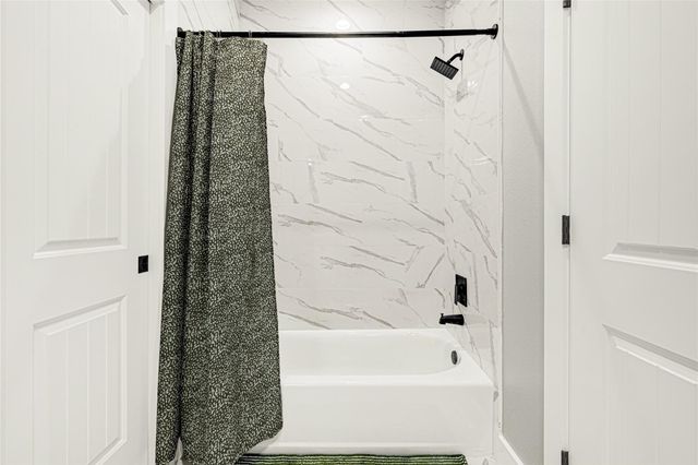 3510 Rebecca Street, Houston, TX 77021