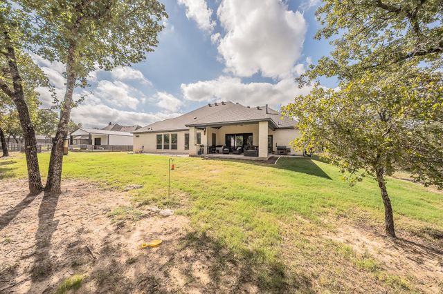 2045 Glenhollow Drive, Weatherford, TX 76088