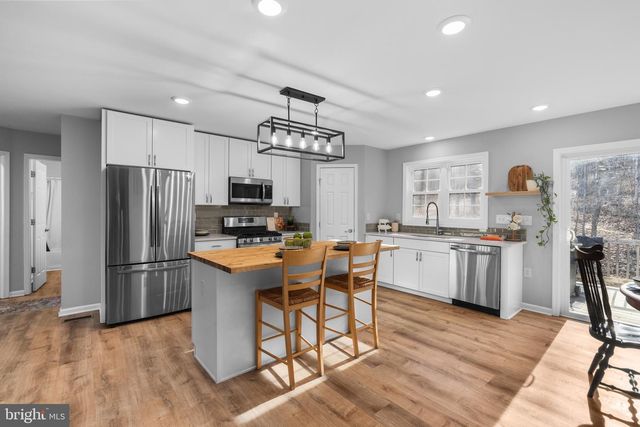 362 DAWN LN, Harpers Ferry, WV 25425