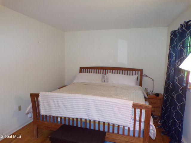 19 Oakwood Drive, Queensbury, NY 12804