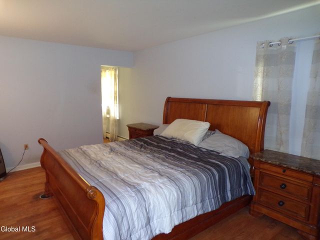19 Oakwood Drive, Queensbury, NY 12804