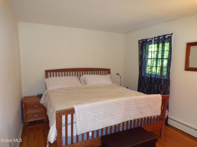 19 Oakwood Drive, Queensbury, NY 12804
