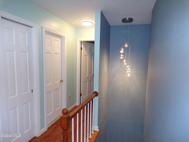 19 Oakwood Drive, Queensbury, NY 12804