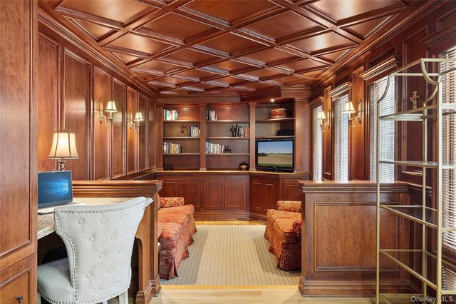 922 Leeds Drive, North Bellmore, NY 11710