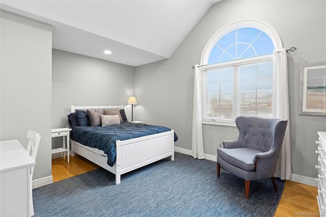 922 Leeds Drive, North Bellmore, NY 11710